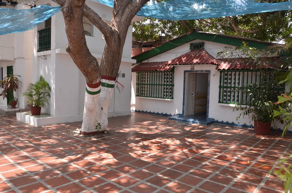 Hotel Vargas Airport Cartagena Exterior foto